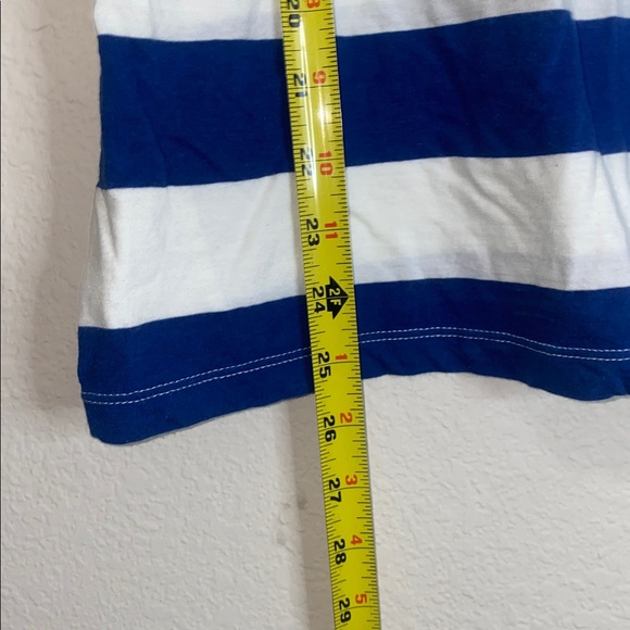 🎱Blue and white striped tank top with lace crochet like patterned straps! - Picture 7 of 8